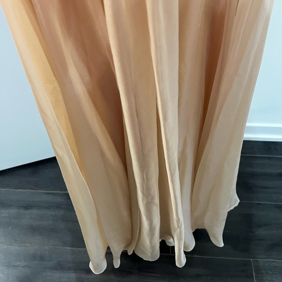 Beautiful champagne Tony Bowls dress - Picture 2 of 6